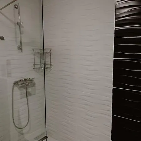 Centre Selfcheckin Loft - Fast Wifi & Free Parking